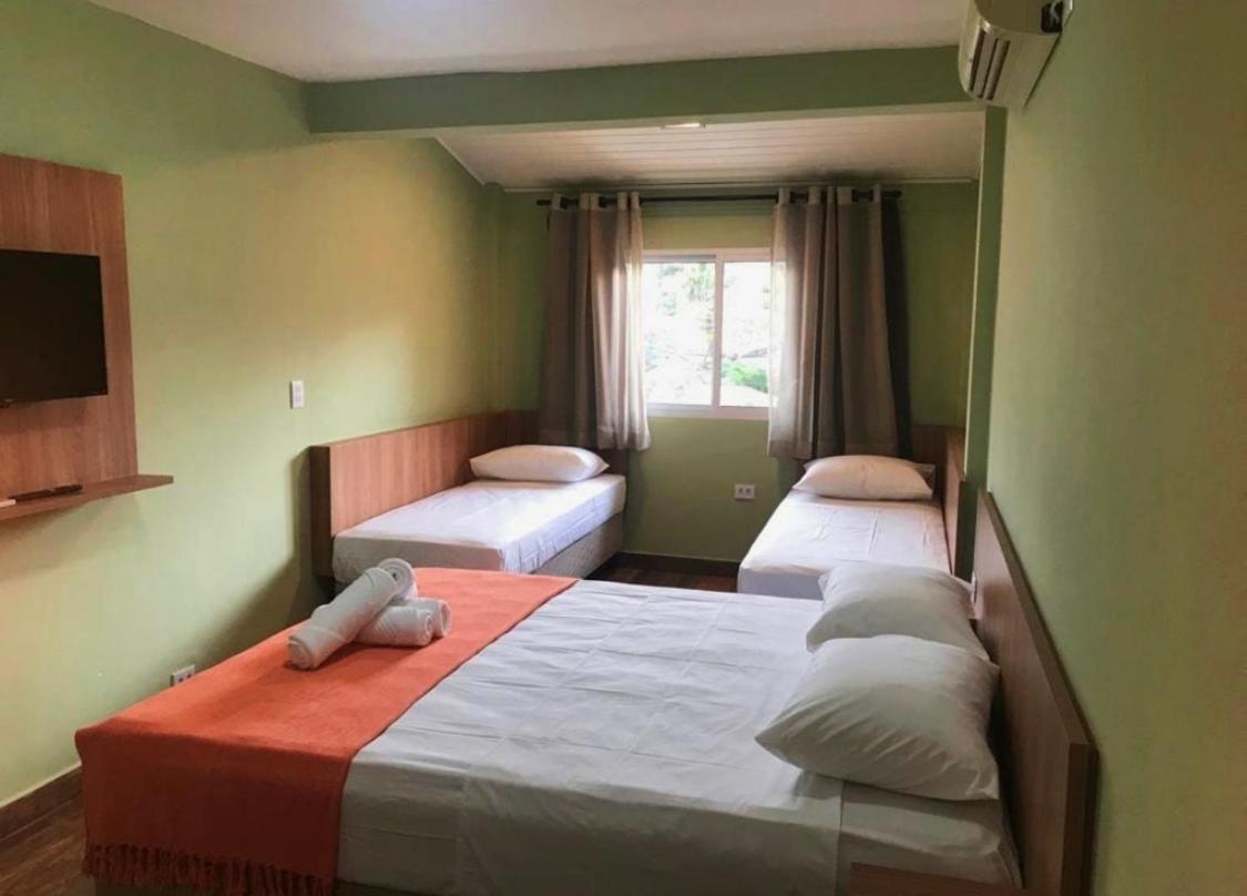 Delphin Apartamentos Ilhabela Eksteriør billede